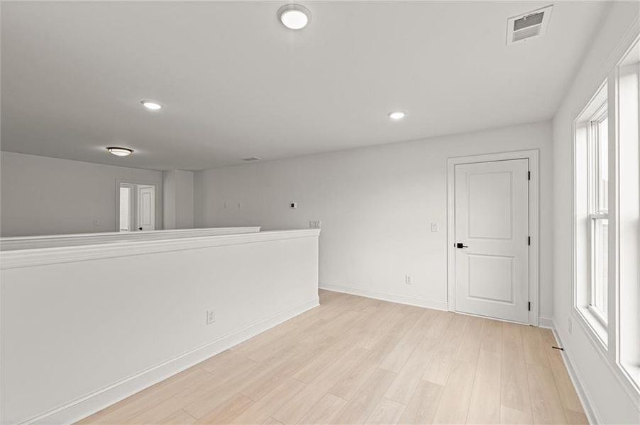 Spacious, unfurnished interior of a new home in The Reserve at Bells Ferry, Kennesaw (Image 52).