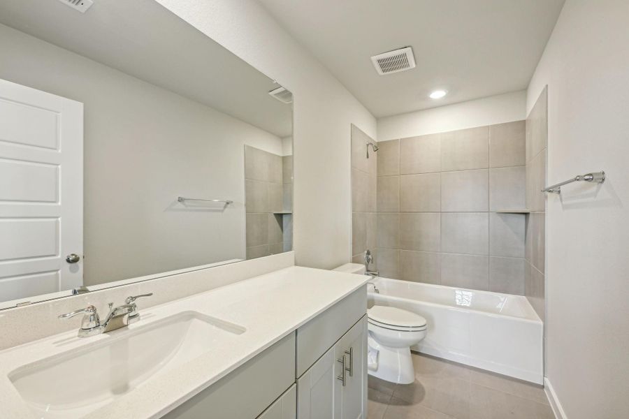 Photo is not of the actual home but is an inspirational photo of builder’s model home and may depict options, furnishings, and/or decorator features that are not included. Photo is not of the actual home but is an inspirational photo of builder’s model home and may depict options, furnishings, and/or decorator features that are not included.