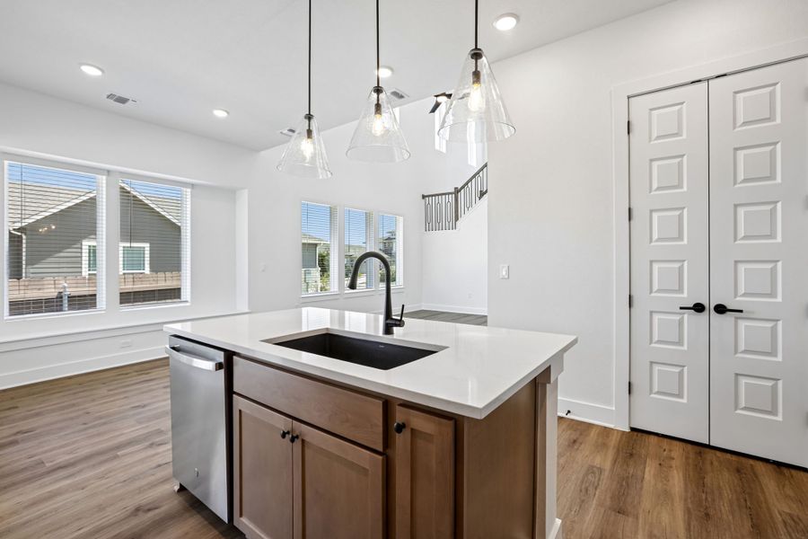 Representative furnished interior of a home built from the Denali by Pacesetter Homes in Easton Park, Austin (Image 9).