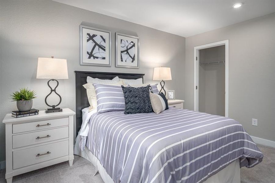 Representative furnished interior of a home built from the Roxbury End Home by Ryan Homes in Creek Water Townhomes, Indian Land (Image 7).
