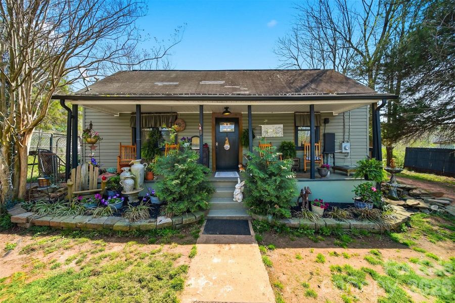 Image 17 of a home in . Image 17 of a home in .