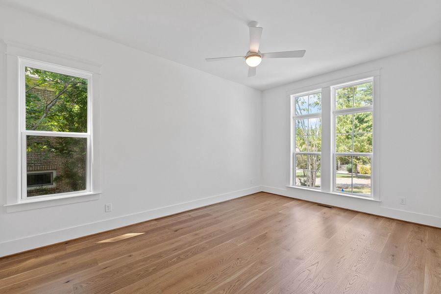 Representative unfurnished interior of a home built from the The Emerson by RobuckHomes in Stonehenge, Raleigh (Image 29).