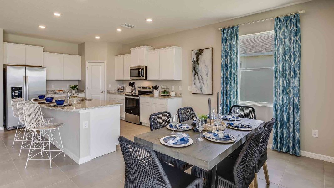 Furnished interior view inside a new home in Silverstone North, Palmetto (Image 5).