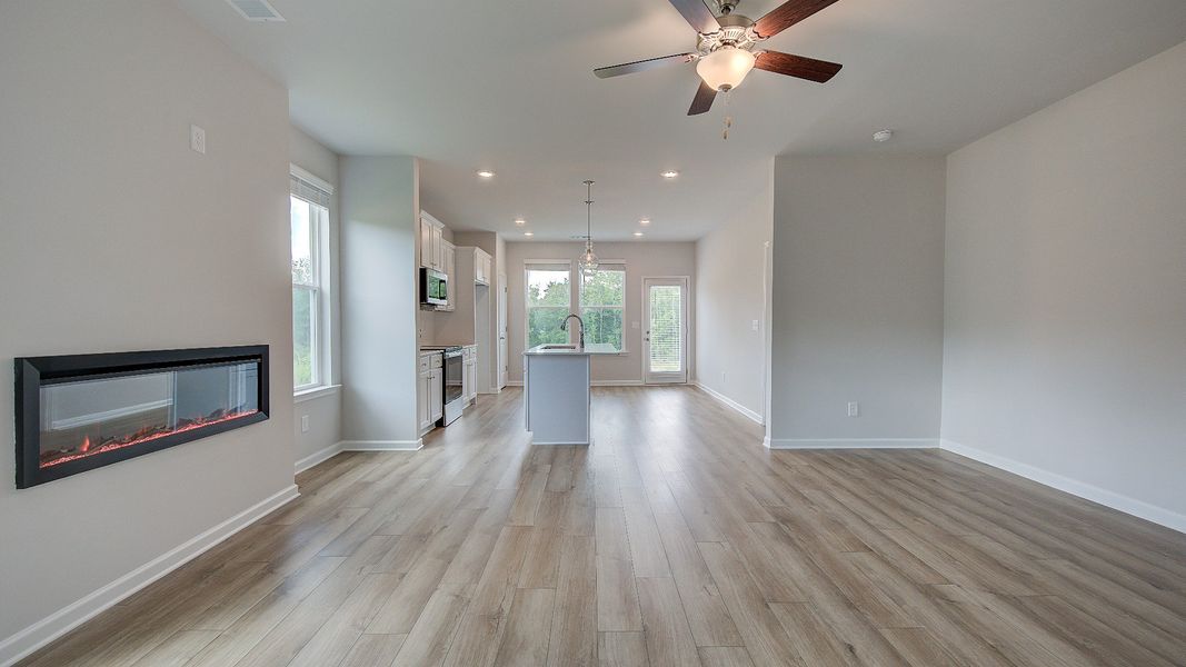 Furnished interior view inside a new home in Chapel Hill, Newnan (Image 5).