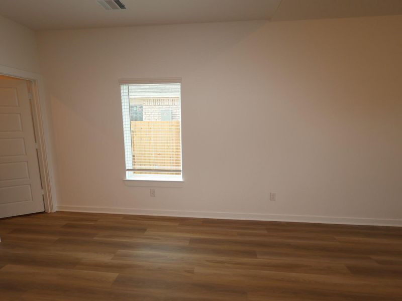 Spacious, unfurnished interior of a new home in Miller's Pond, Rosenberg (Image 22). Spacious, unfurnished interior of a new home in Miller's Pond, Rosenberg (Image 22).