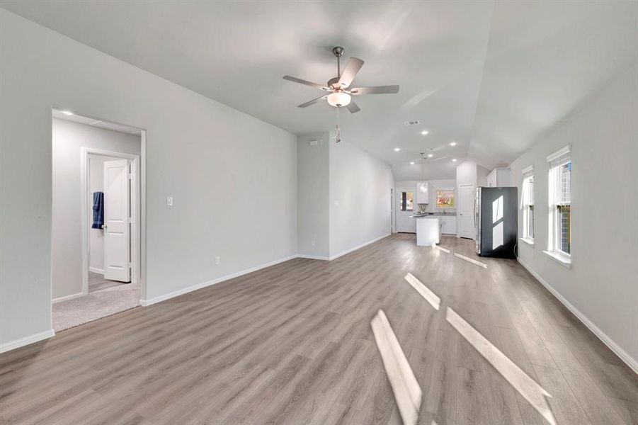 Spacious, unfurnished interior of a new home in ValleyBrooke, Mesquite (Image 36). Spacious, unfurnished interior of a new home in ValleyBrooke, Mesquite (Image 36).