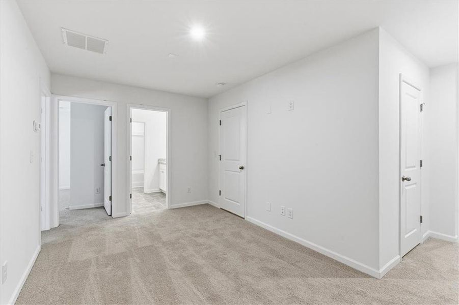 Spacious, unfurnished interior of a new home in Silver Leaf, Dawsonville (Image 17).