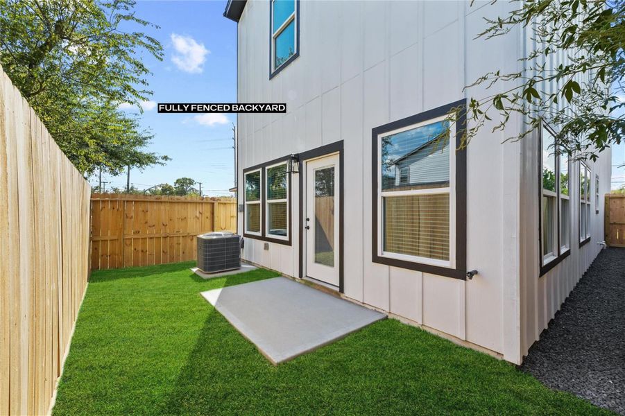 Exterior details and patio area of a home in , Houston (Image 17).
