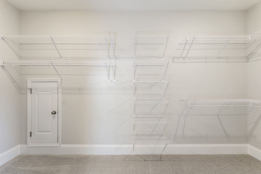 Spacious, unfurnished interior of a new home in Lakeside Saluda, Greenville (Image 27). Spacious, unfurnished interior of a new home in Lakeside Saluda, Greenville (Image 27).