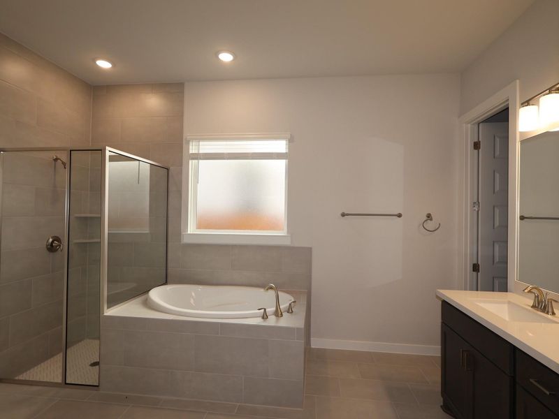 Furnished interior view inside a new home in Edgewood, Leander (Image 7). Furnished interior view inside a new home in Edgewood, Leander (Image 7).