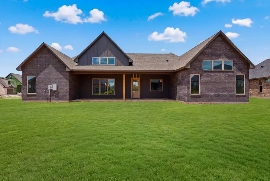 Exterior details and patio area of a home in , College Station (Image 4).