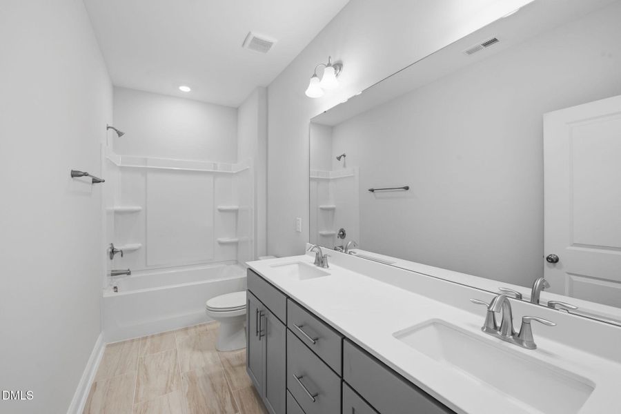 SUN_Rosedale_Pic_Tinsley-27