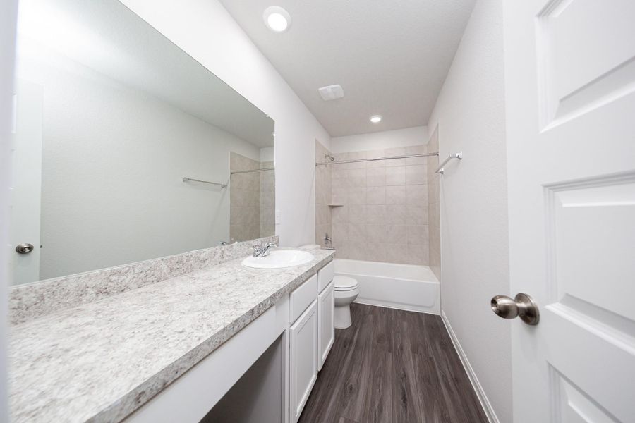 Image 15 of a home in Granger Pines.