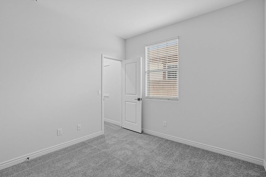 Spacious, unfurnished interior of a new home in Parkside, Avondale (Image 15).