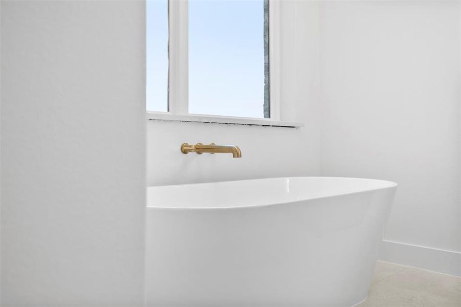 Close-up of interior finishes inside a home in , Waxahachie (Image 18).