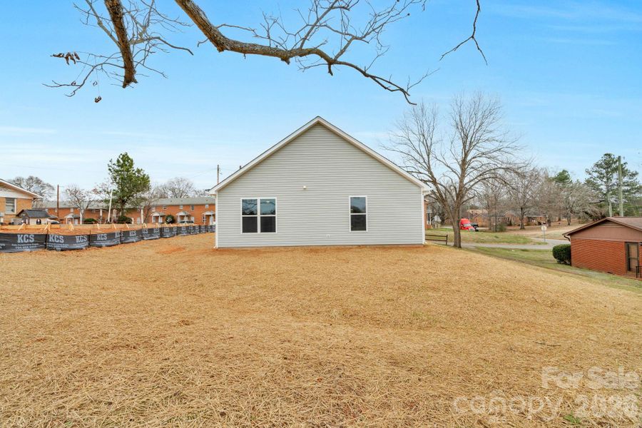 Exterior details and patio area of a home in , Monroe (Image 27).