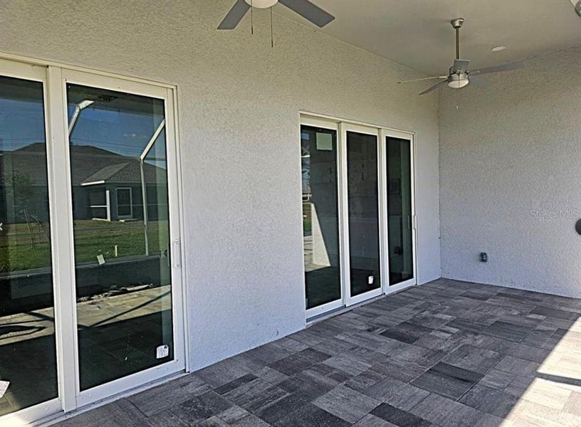 Exterior details and patio area of a home in , Cape Coral (Image 23).