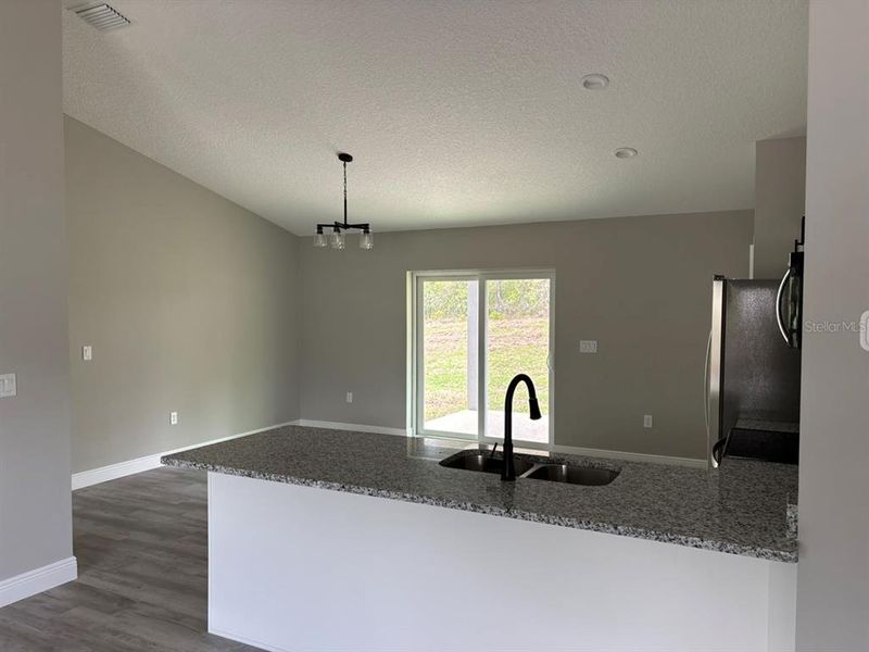 Spacious, unfurnished interior of a new home in , Dunnellon (Image 13).
