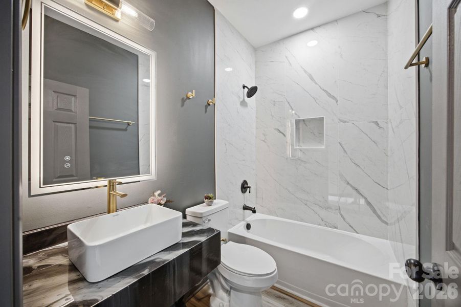 Furnished interior view inside a new home in , Kannapolis (Image 12).