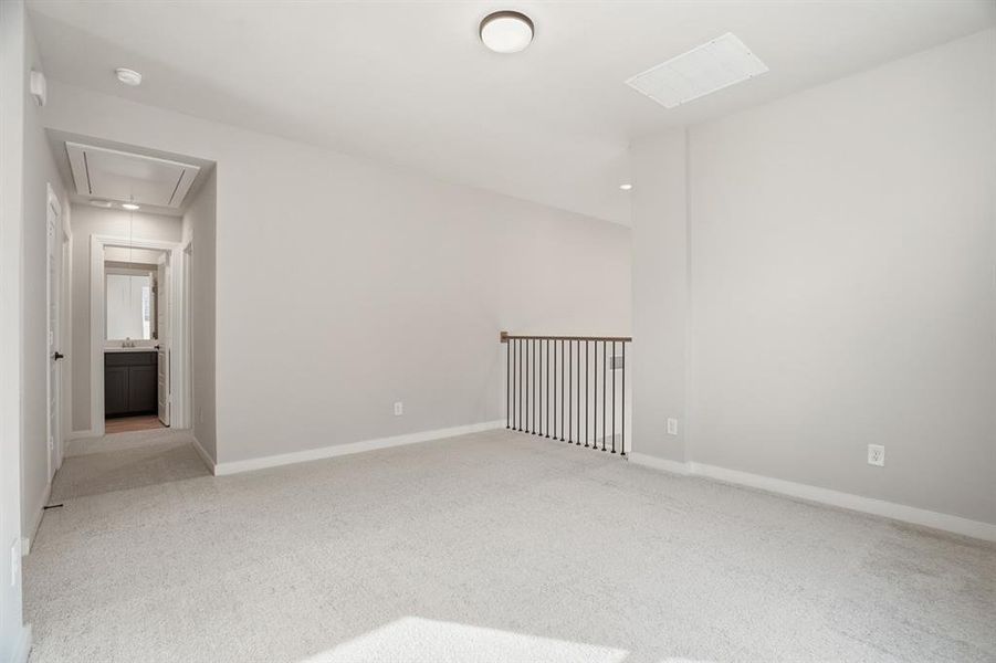 Spacious, unfurnished interior of a new home in Karis, Crowley (Image 30).