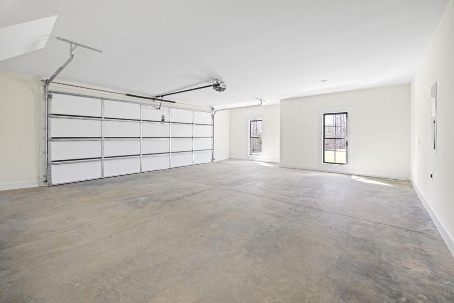 Spacious, unfurnished interior of a new home in , Toccoa (Image 63). Spacious, unfurnished interior of a new home in , Toccoa (Image 63).