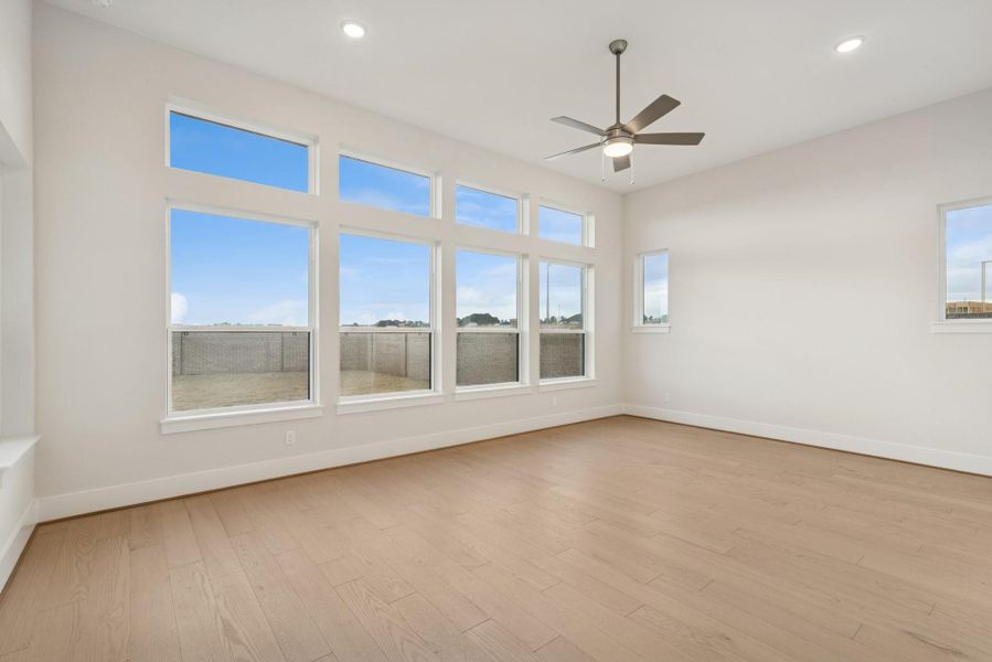 Spacious, unfurnished interior of a new home in Briarley, Montgomery (Image 23).