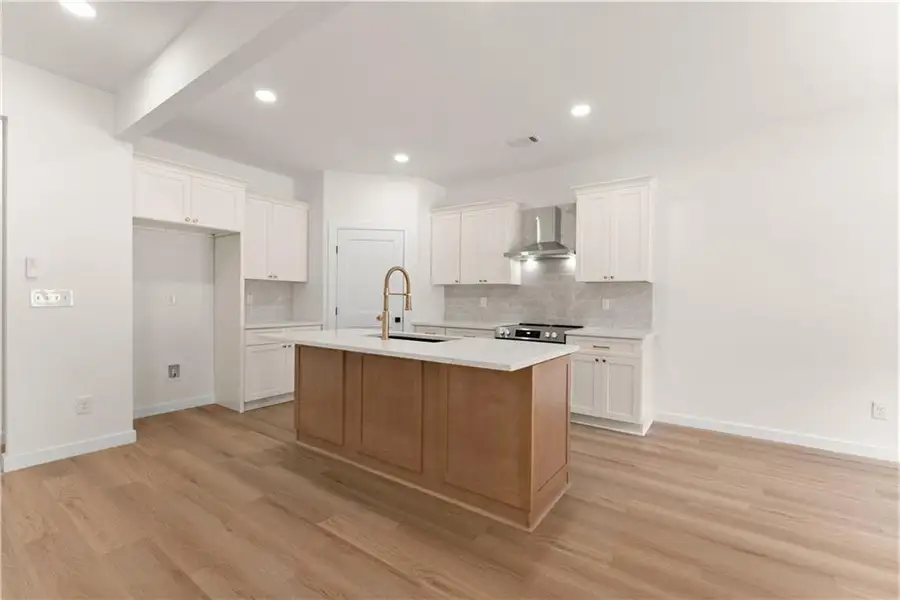Furnished interior view inside a new home in , Gainesville (Image 10).