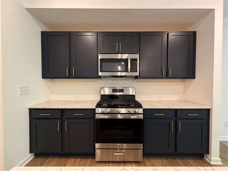 Furnished interior view inside a new home in Laurelwood, Douglasville (Image 9).