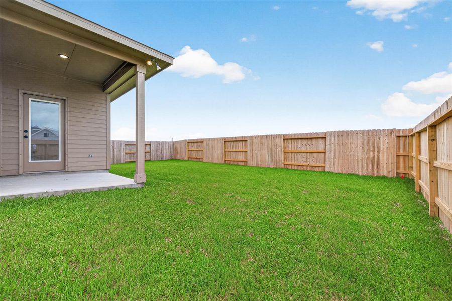 Exterior details and patio area of a home in , Bonney (Image 28).