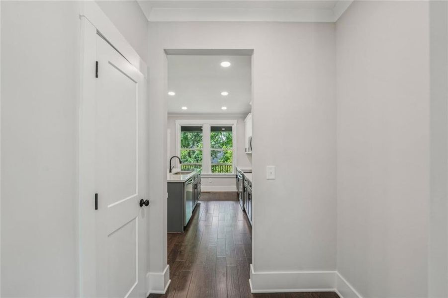 Spacious, unfurnished interior of a new home in , Atlanta (Image 19). Spacious, unfurnished interior of a new home in , Atlanta (Image 19).