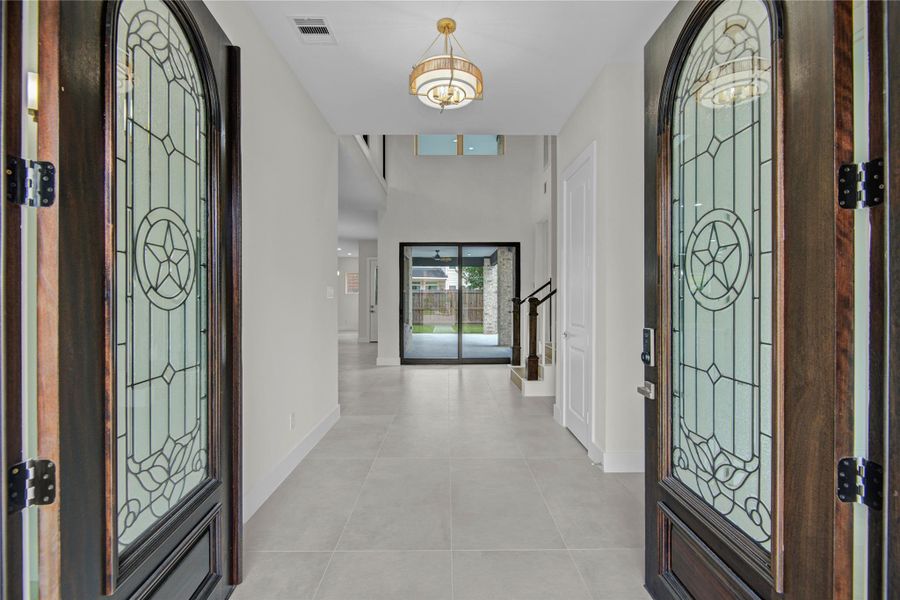 Image 47 of a home in .