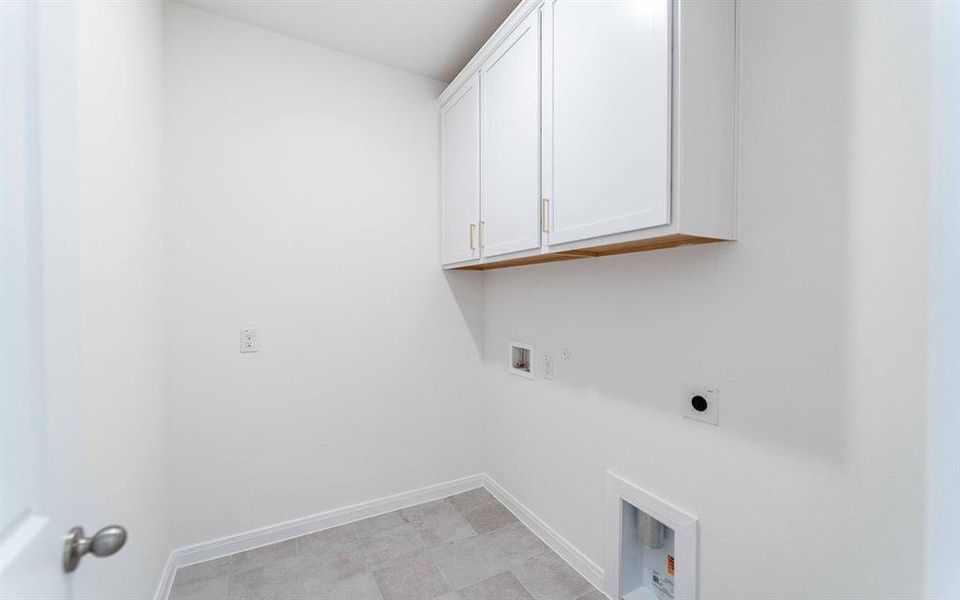 Image 17 of a home in La Terra. Image 17 of a home in La Terra.