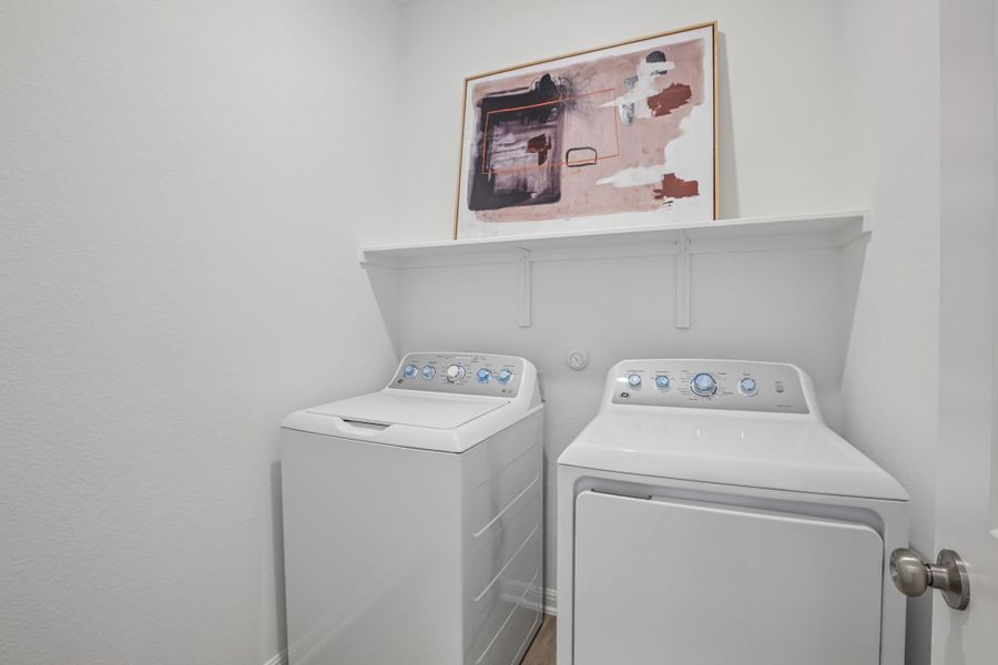 Close-up of interior finishes inside a home in Lisso, Pflugerville (Image 20).