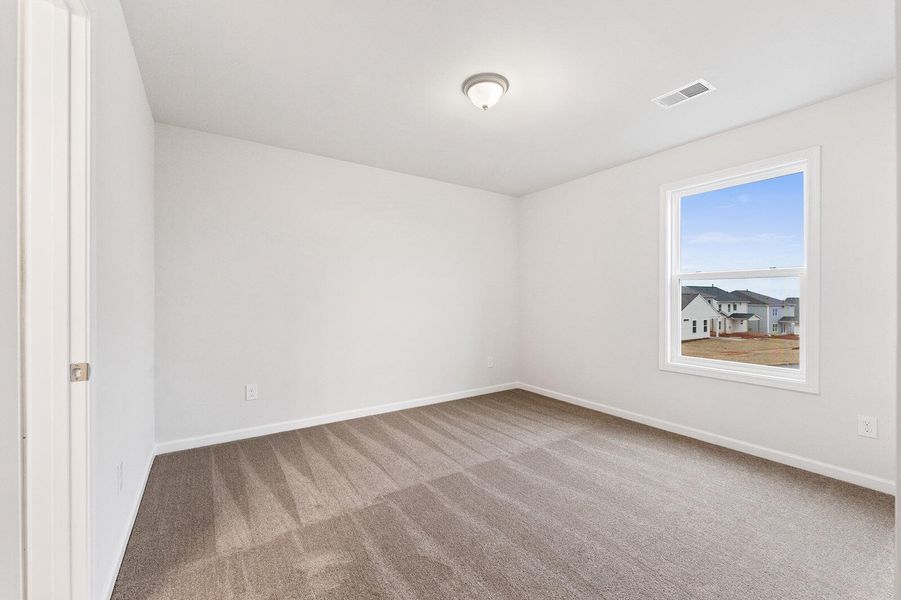 Spacious, unfurnished interior of a new home in , Summerville (Image 32).