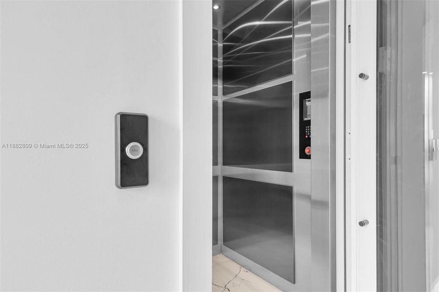 Image 47 of a home in .