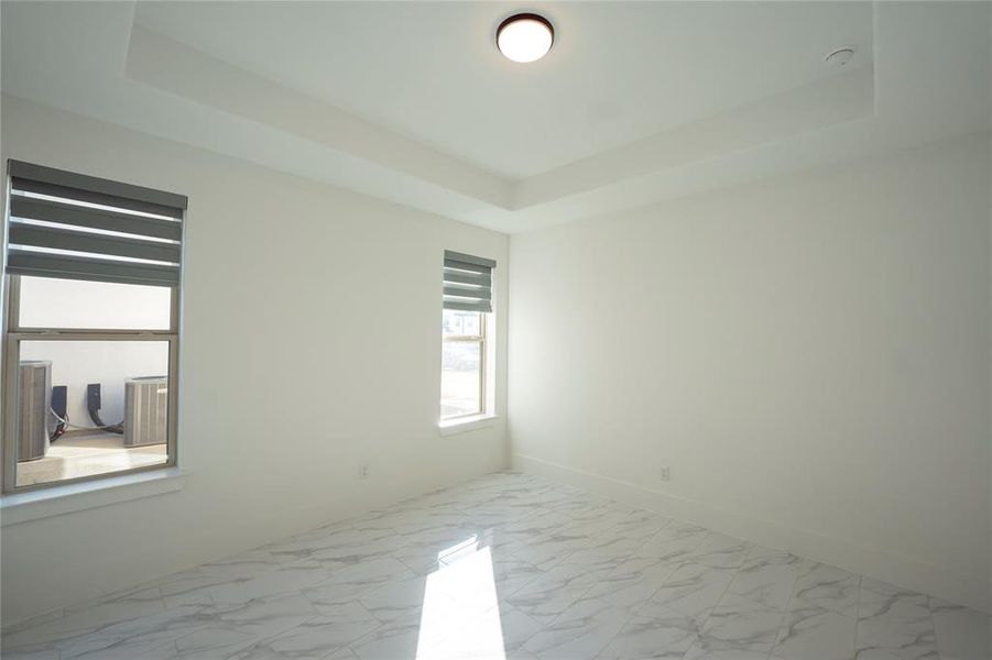 Spacious, unfurnished interior of a new home in , Frisco (Image 30).