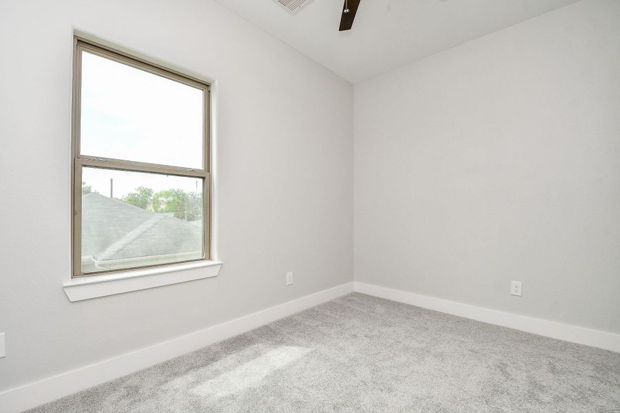 Spacious, unfurnished interior of a new home in , Houston (Image 32).