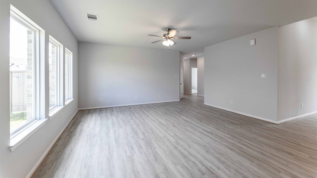 Spacious, unfurnished interior of a new home in Windrose Green, Angleton (Image 20).