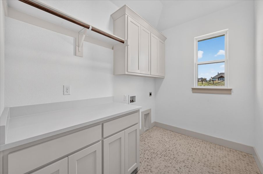 Furnished interior view inside a new home in Paloma Ranches, Justin (Image 7). Furnished interior view inside a new home in Paloma Ranches, Justin (Image 7).