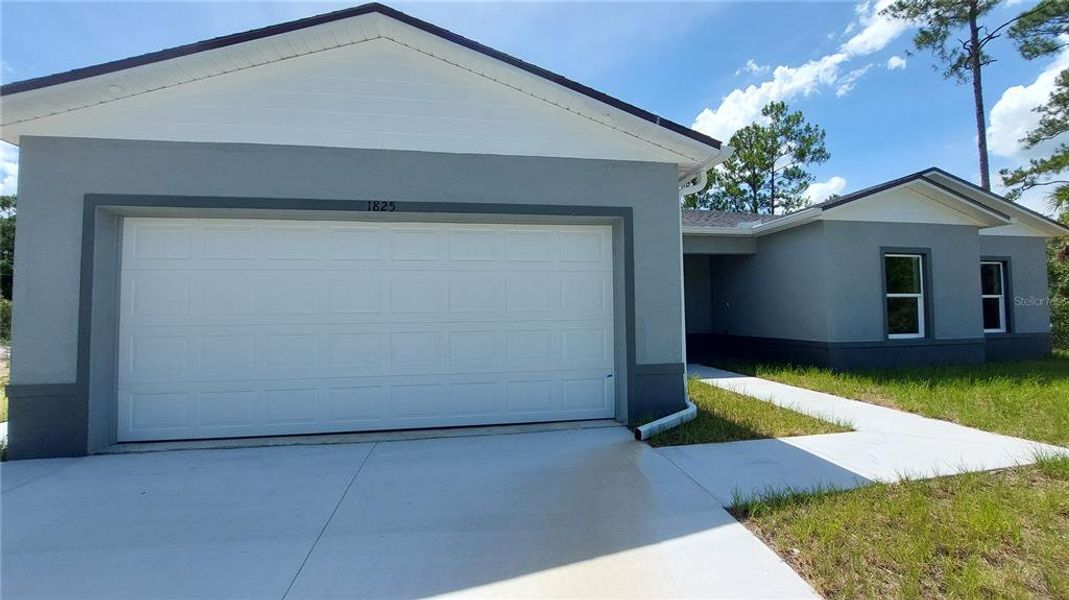 Image 5 of a home in . Image 5 of a home in .