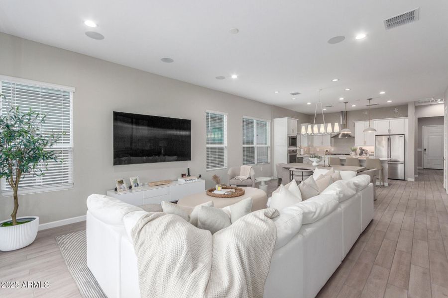 12 Sinclair 12 Sinclair