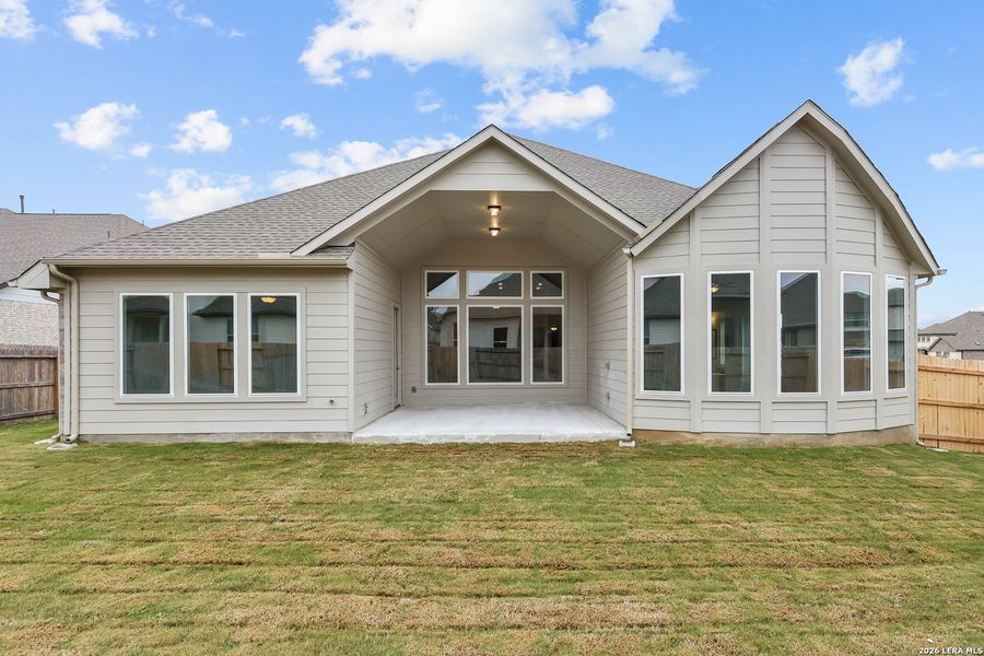 Exterior details and patio area of a home in Buffalo Crossing, Cibolo (Image 4).