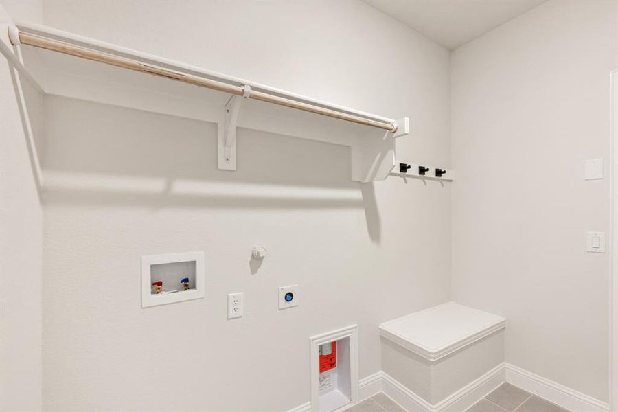 Spacious, unfurnished interior of a new home in Addison Hills Classic 60s, Cedar Hill (Image 27).