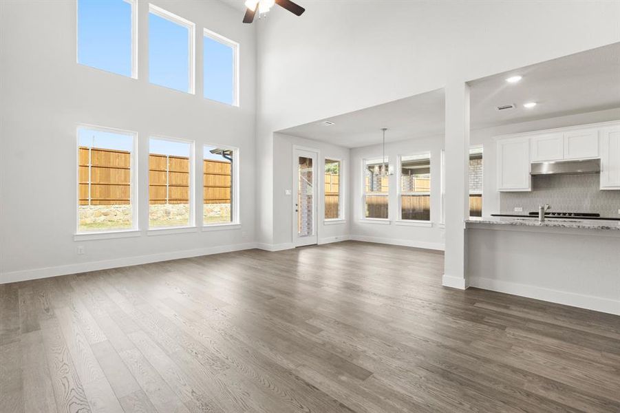 Spacious, unfurnished interior of a new home in Lyons Crest Estates, Garland (Image 35). Spacious, unfurnished interior of a new home in Lyons Crest Estates, Garland (Image 35).