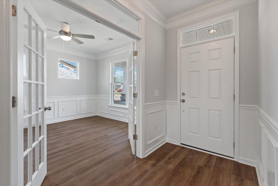 Spacious, unfurnished interior of a new home in Oakley Pointe, Moncks Corner (Image 19).