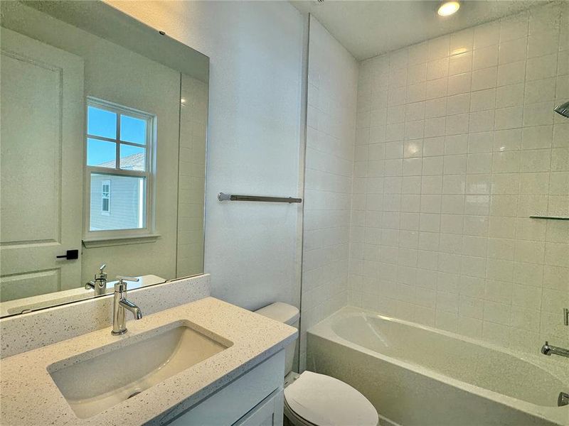 Furnished interior view inside a new home in , Orlando (Image 10).