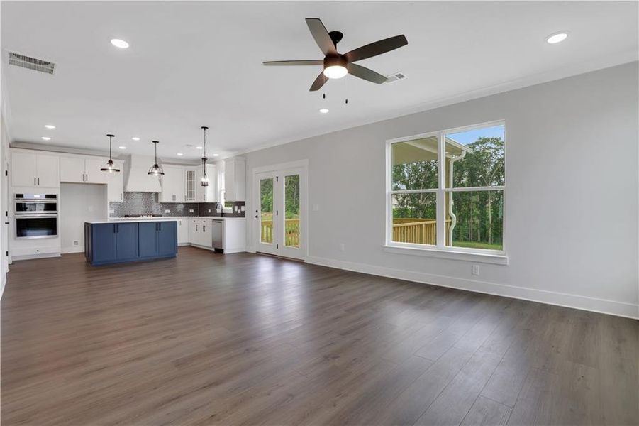Spacious, unfurnished interior of a new home in Twin Lakes, Hoschton (Image 37). Spacious, unfurnished interior of a new home in Twin Lakes, Hoschton (Image 37).