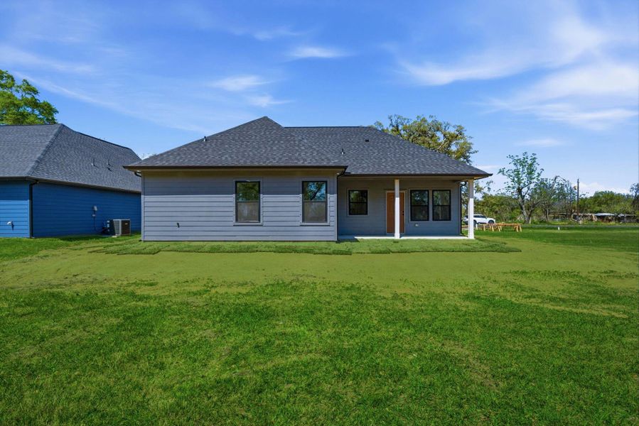 Exterior details and patio area of a home in , West Columbia (Image 25).