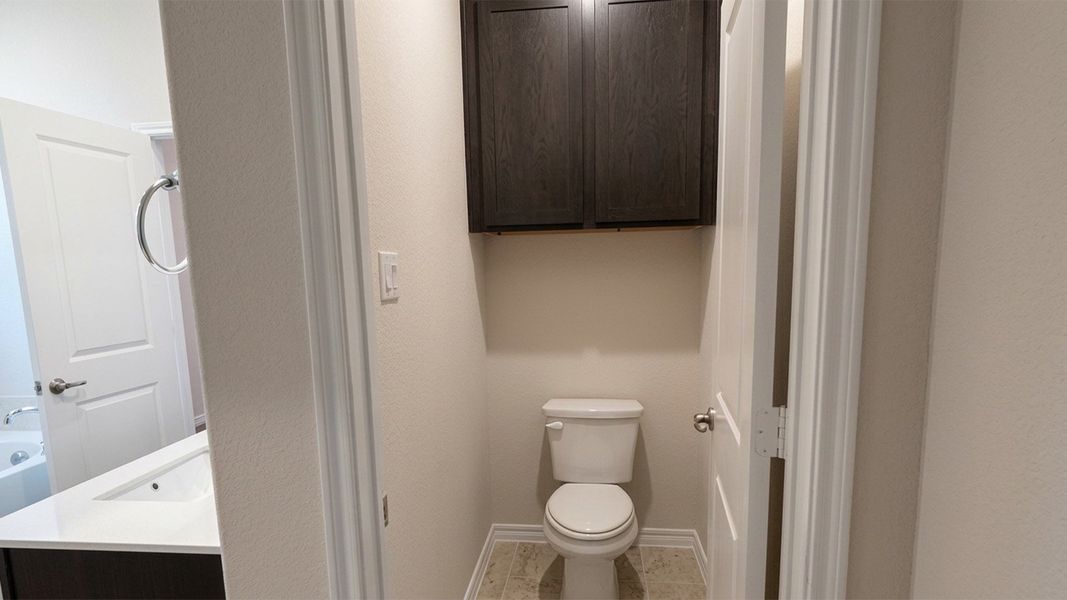 Furnished interior view inside a new home in Lakewood Trails, Forney (Image 9). Furnished interior view inside a new home in Lakewood Trails, Forney (Image 9).