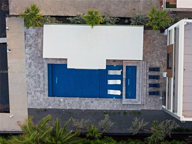 Exterior details and patio area of a home in , Key Largo (Image 31). Exterior details and patio area of a home in , Key Largo (Image 31).
